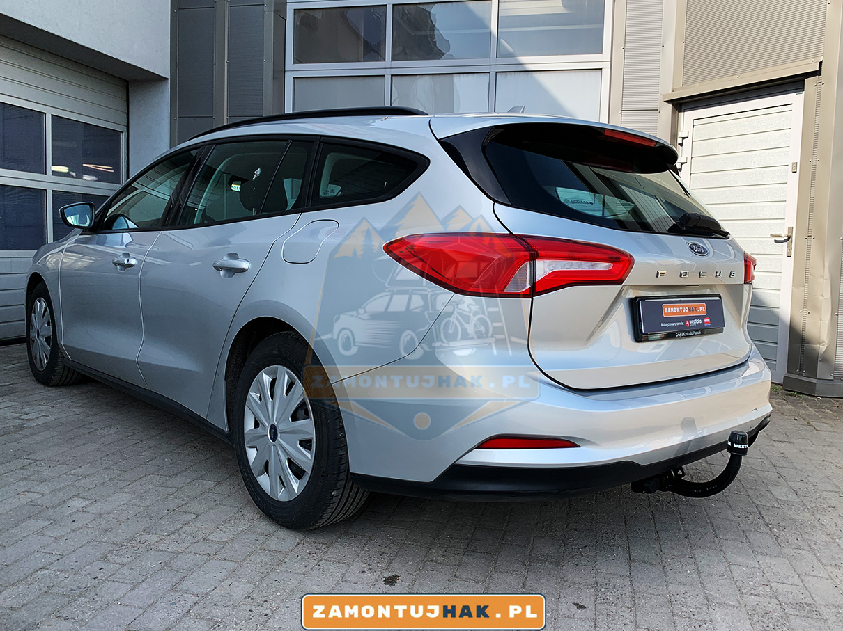 Montaż haku Ford Focus IV